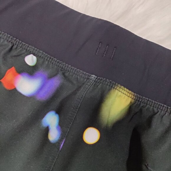 Lululemon Men's Black/Multi City Lights Pattern Blink Me Athletic Shorts Size S - Picture 7 of 15